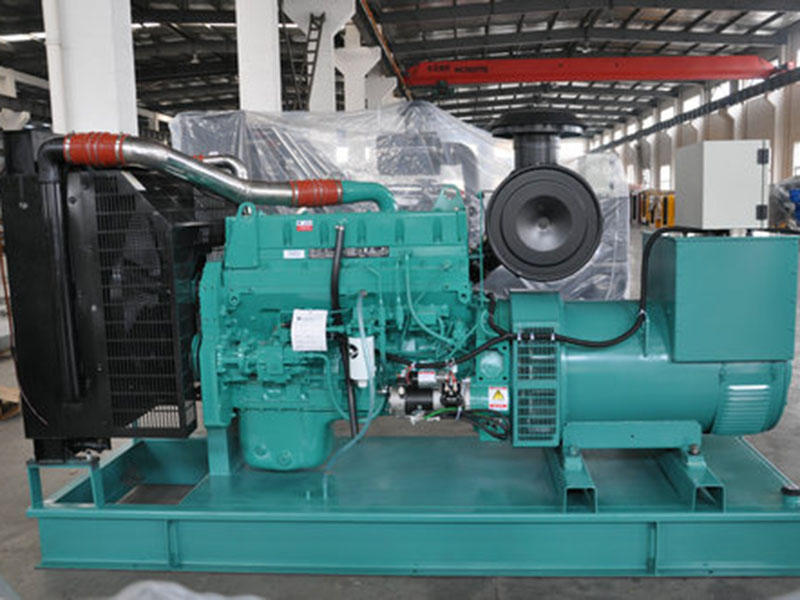 重慶康明斯300KW柴油發(fā)電機組